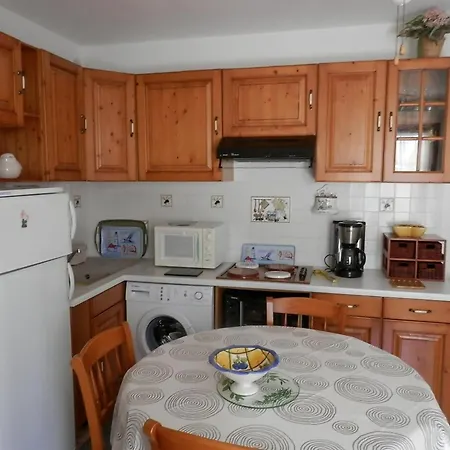 Apartment Maison De Plain-pied A - T3 Confortable, 200m Plage, Terrasse Fleurie, Parking Prive, 4-6 Pers - Fr-1-796-17 *